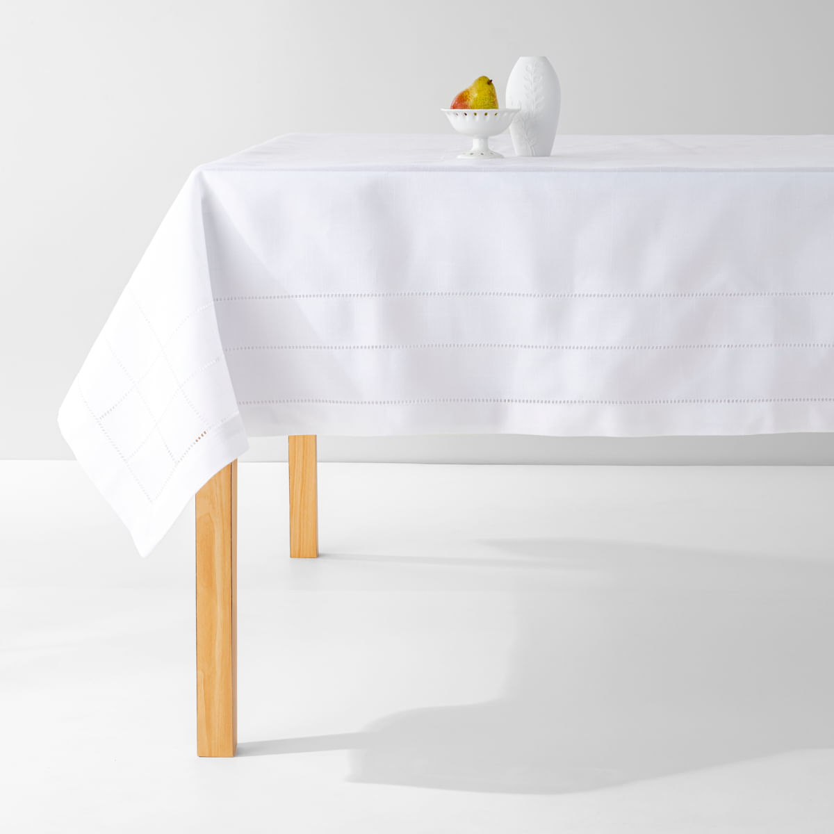 02 11 0779 Toalha de Mesa Ref 331 Branco 001.jpg